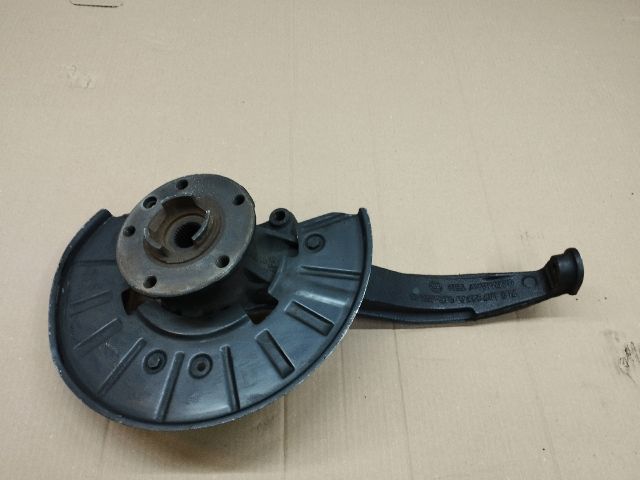 bontott VW TOUAREG Bal első Csonkállvány Kerékaggyal