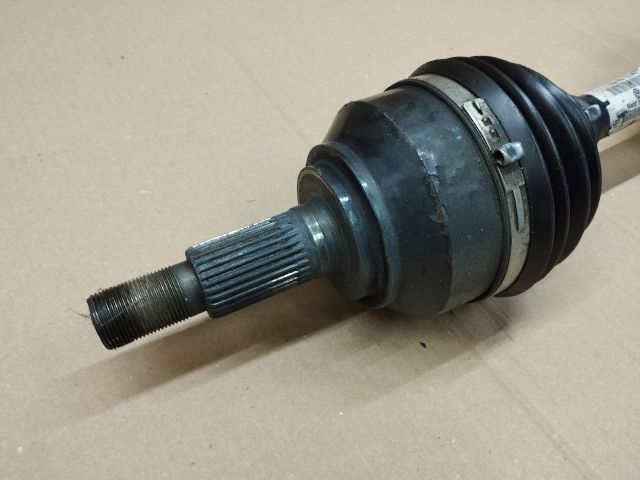 bontott VW TOUAREG Bal Féltengely