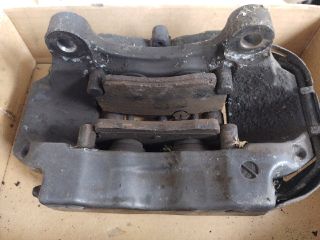 bontott VW TOUAREG Bal hátsó Féknyereg Munkahengerrel