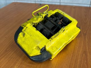 bontott VW TOUAREG Bal hátsó Féknyereg Munkahengerrel