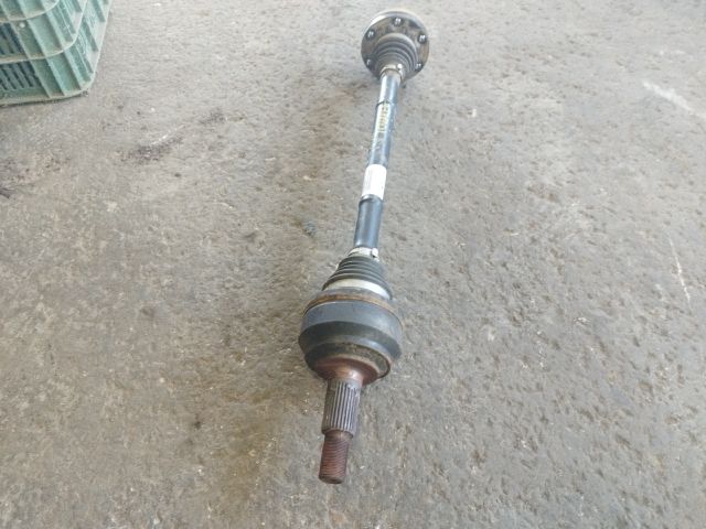 bontott VW TOUAREG Bal hátsó Féltengely