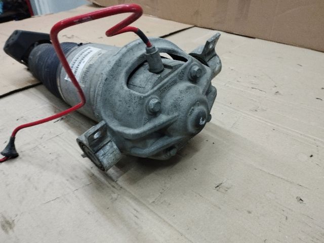 bontott VW TOUAREG Bal hátsó Rugó