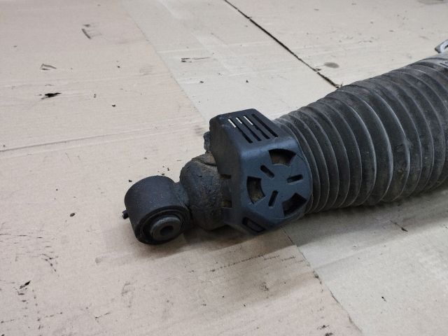 bontott VW TOUAREG Bal hátsó Rugó