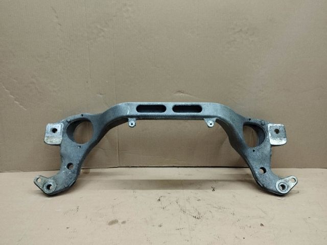 bontott VW TOUAREG Első Bölcső