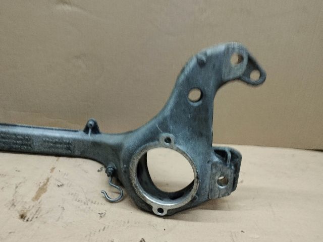 bontott VW TOUAREG Első Bölcső