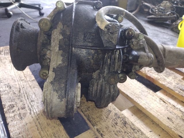 bontott VW TOUAREG Első Differenciálmű