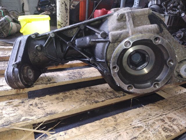 bontott VW TOUAREG Első Differenciálmű