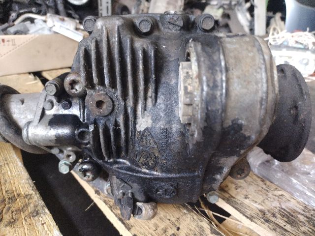 bontott VW TOUAREG Első Differenciálmű