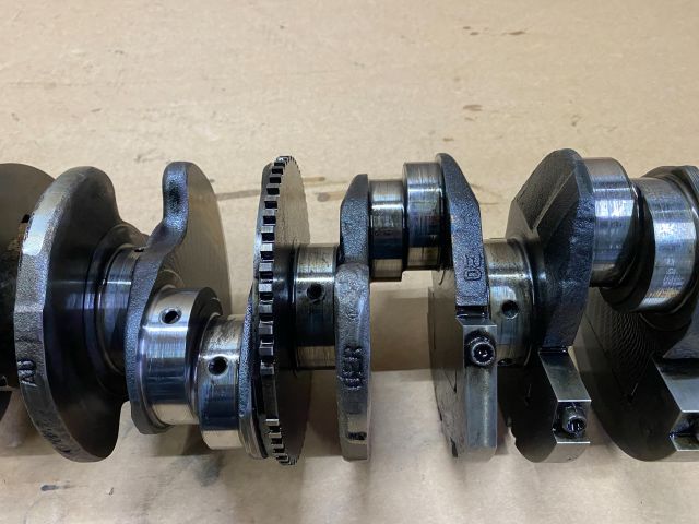 bontott VW TOUAREG Főtengely (Magában)