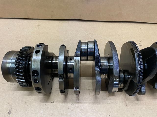 bontott VW TOUAREG Főtengely (Magában)