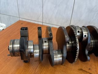 bontott VW TOUAREG Főtengely (Magában)