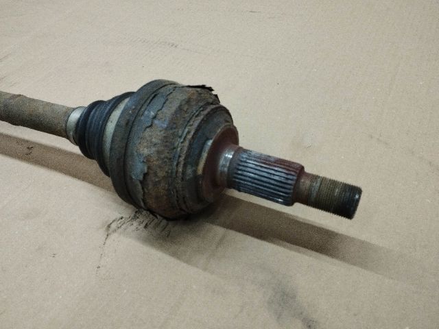 bontott VW TOUAREG Jobb hátsó Féltengely