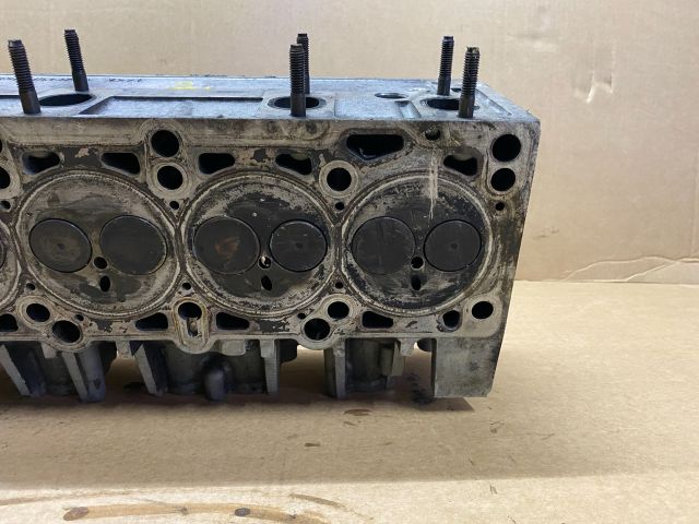 bontott VW TOUAREG Jobb Hengerfej (V-Motor/Boxer)