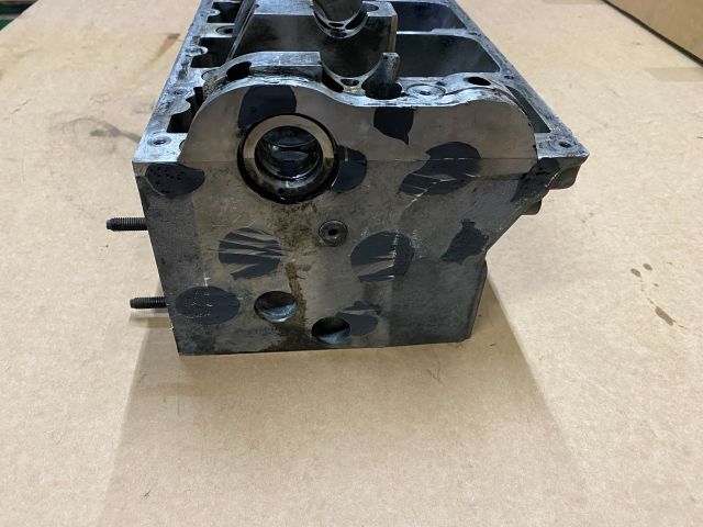 bontott VW TOUAREG Jobb Hengerfej (V-Motor/Boxer)