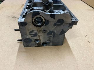 bontott VW TOUAREG Jobb Hengerfej (V-Motor/Boxer)