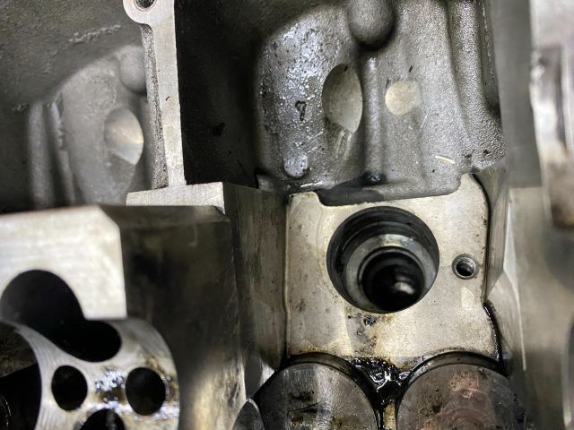 bontott VW TOUAREG Jobb Hengerfej (V-Motor/Boxer)