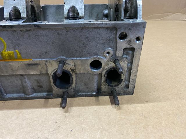 bontott VW TOUAREG Jobb Hengerfej (V-Motor/Boxer)