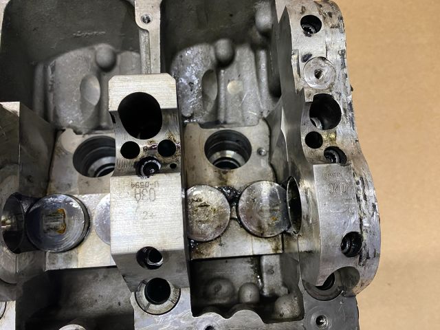 bontott VW TOUAREG Jobb Hengerfej (V-Motor/Boxer)