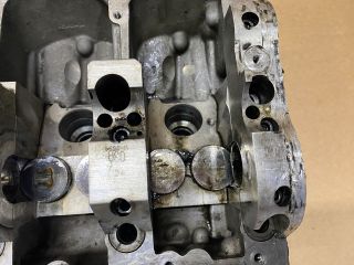 bontott VW TOUAREG Jobb Hengerfej (V-Motor/Boxer)