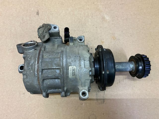 bontott VW TOUAREG Klímakompresszor