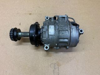 bontott VW TOUAREG Klímakompresszor