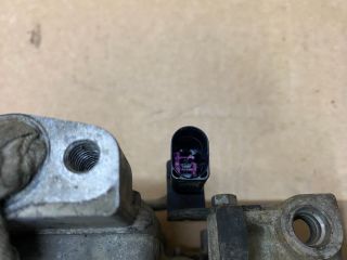 bontott VW TOUAREG Klímakompresszor