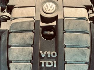 bontott VW TOUAREG Motor (Fűzött blokk hengerfejjel)