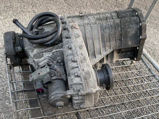 bontott VW TOUAREG Osztómű