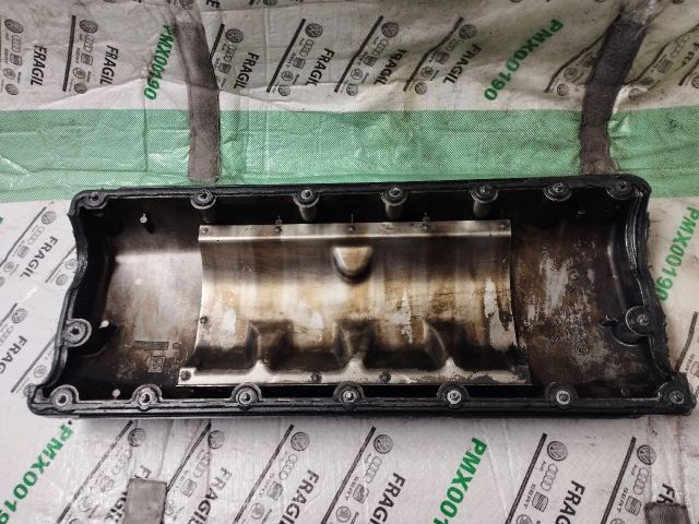 bontott VW TOUAREG Szelepfedél