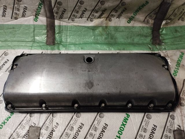 bontott VW TOUAREG Szelepfedél