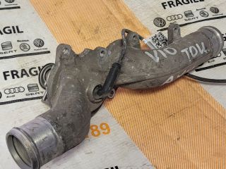 bontott VW TOUAREG Termosztátház Csővel