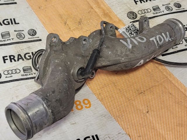 bontott VW TOUAREG Termosztátház Csővel