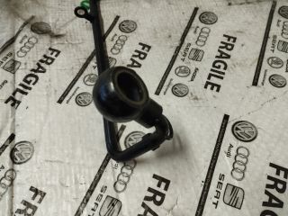 bontott VW TOUAREG Turbó Olajcső