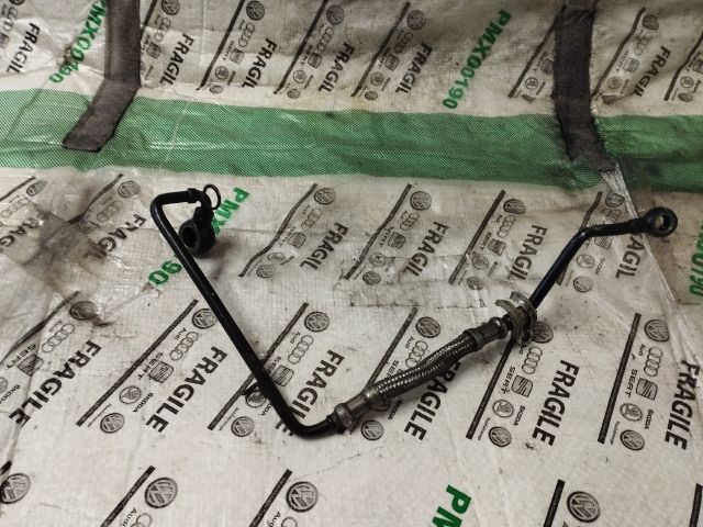 bontott VW TOUAREG Turbó Olajcső