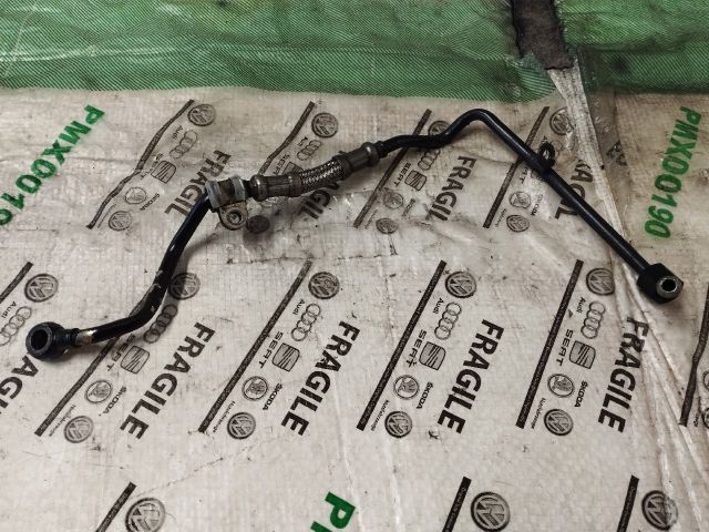 bontott VW TOUAREG Turbó Olajcső