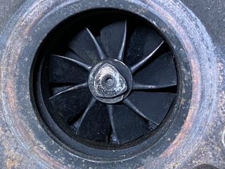 bontott VW TOUAREG Turbó