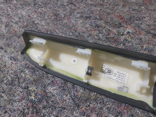 bontott VW TOUAREG Ablakemelő Kapcsoló Négyes / Kettes