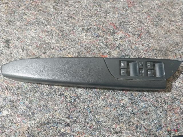 bontott VW TOUAREG Ablakemelő Kapcsoló Négyes / Kettes