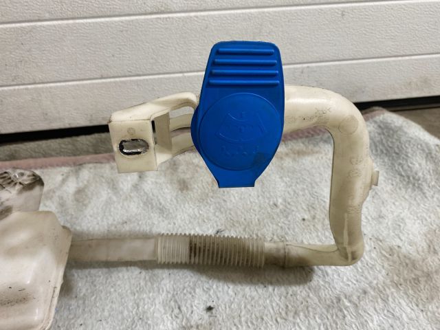 bontott VW TOUAREG Ablakmosó Tartály