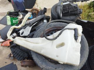 bontott VW TOUAREG Ablakmosó Tartály