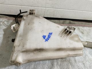 bontott VW TOUAREG Ablakmosó Tartály