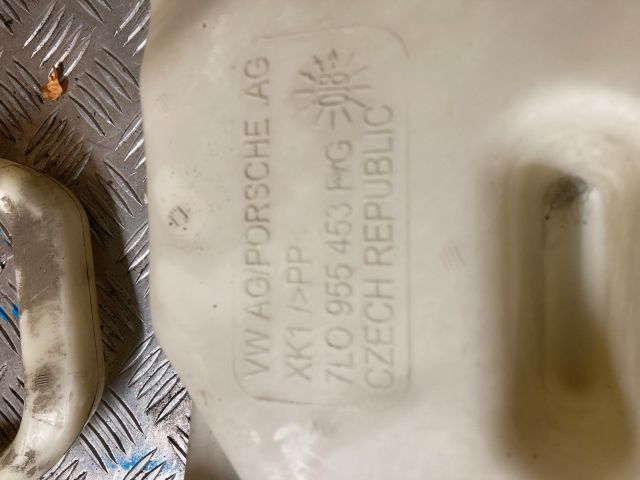 bontott VW TOUAREG Ablakmosó Tartály