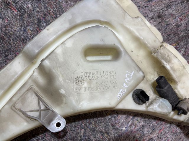 bontott VW TOUAREG Ablakmosó Tartály