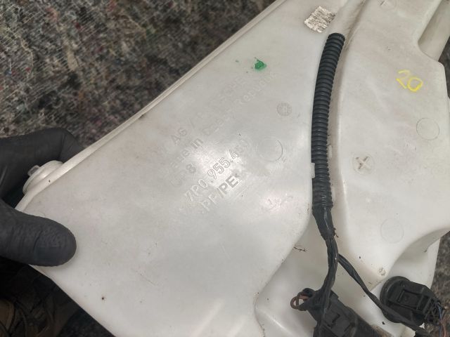 bontott VW TOUAREG Ablakmosó Tartály