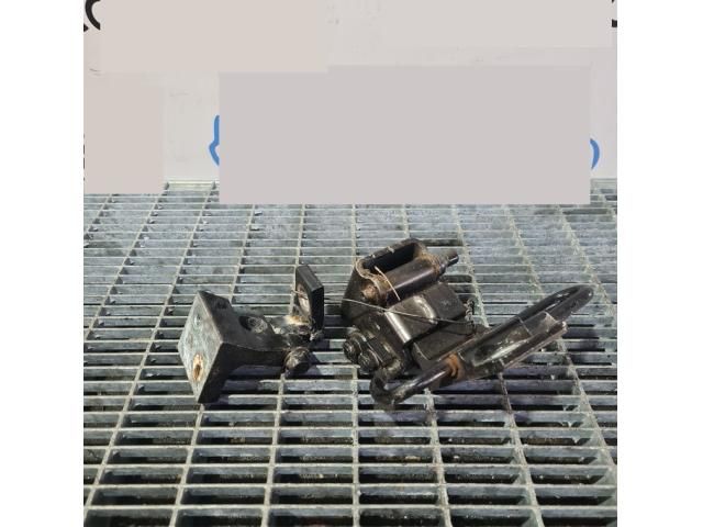 bontott VW TOUAREG Ajtó Zsanér (Pozíciófüggetlen)