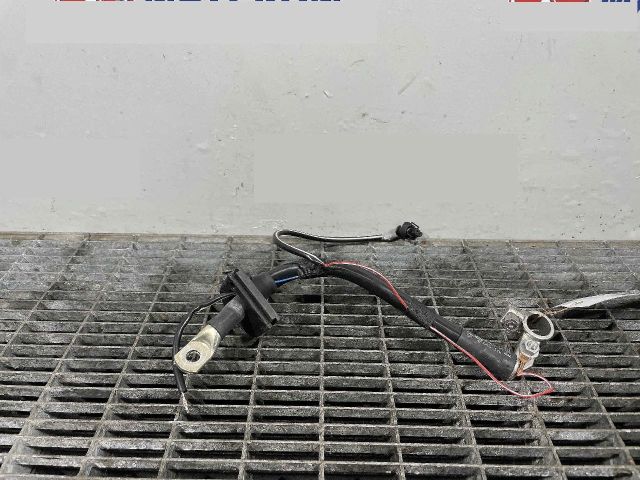 bontott VW TOUAREG Akkumulátor Saru