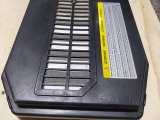 bontott VW TOUAREG Akkumulátor Tartó