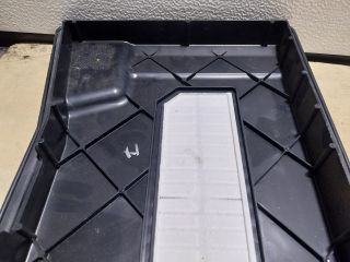 bontott VW TOUAREG Akkumulátor Tartó