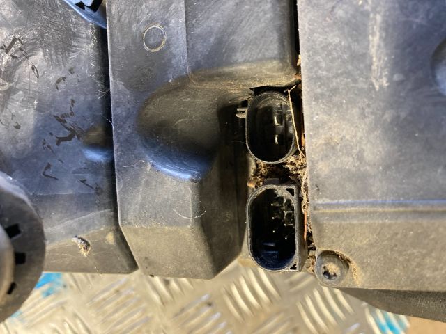 bontott VW TOUAREG Állófűtés (Részeivel)