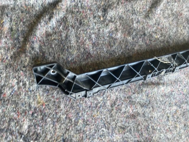 bontott VW TOUAREG Alsó Kereszttartó